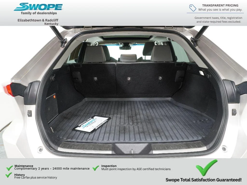 Used 2021 Titanium Glow Toyota Limited image 27