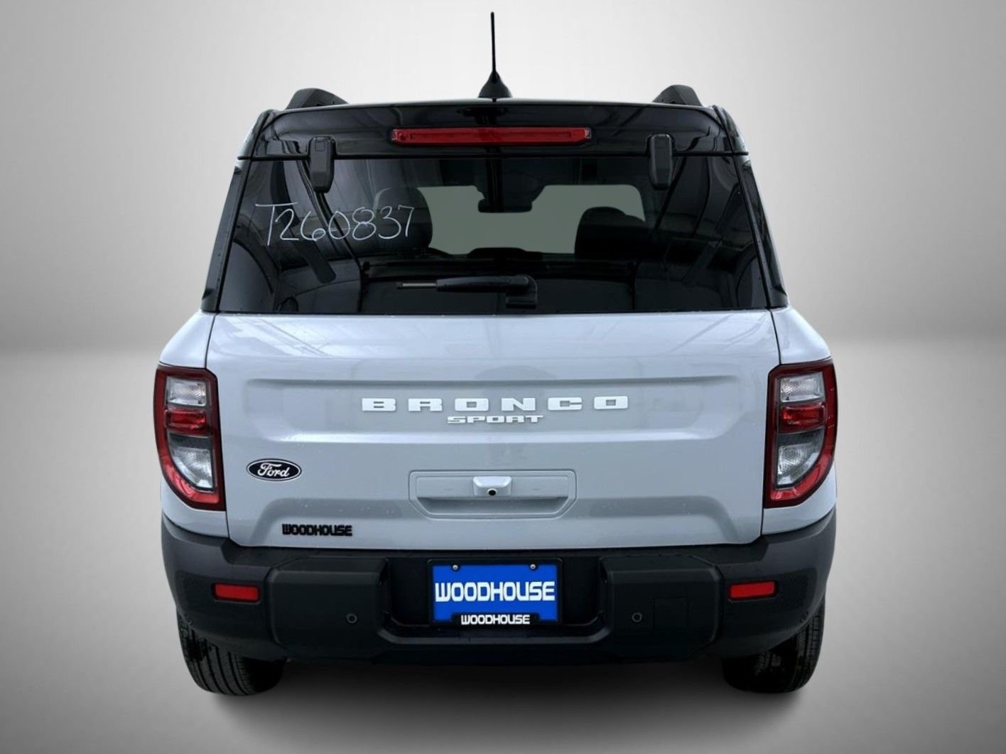 New 2026 Space White Metallic Ford Outer Banks image 6