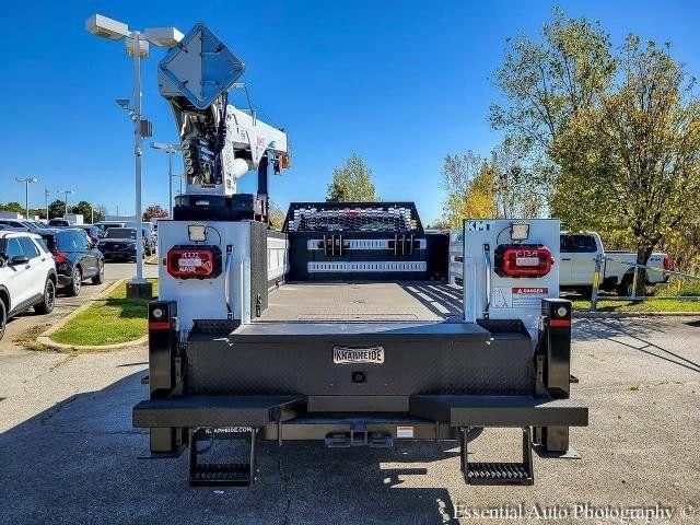 New 2023 White Ford XLT image 29