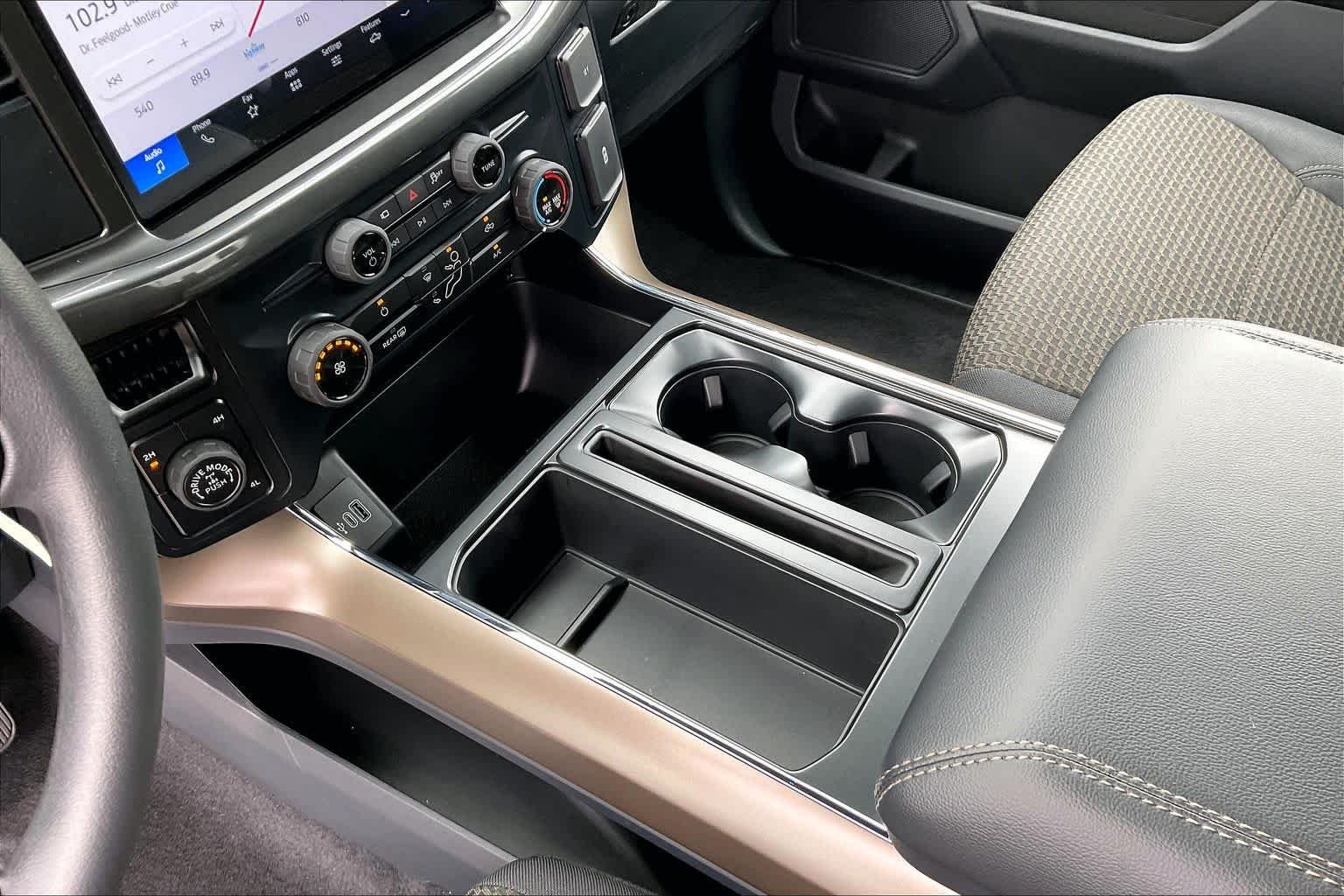 New 2026 Oxford White Ford STX® image 7