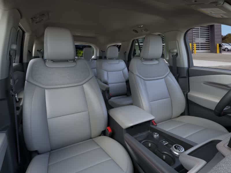 New 2026 Space White Metallic Ford Active image 10