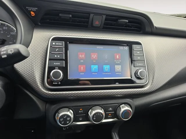 Used 2019 Super Black Nissan S image 14