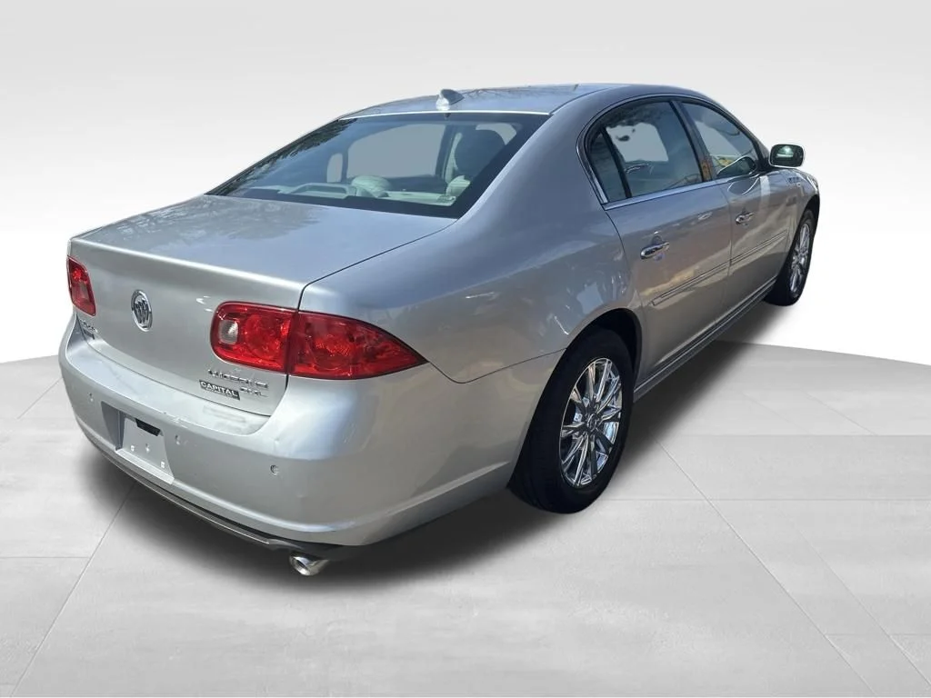 Used 2010 Silver Buick CXL Premium image 15