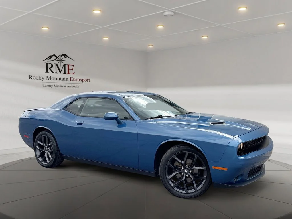 2021 Dodge Challenger SXT