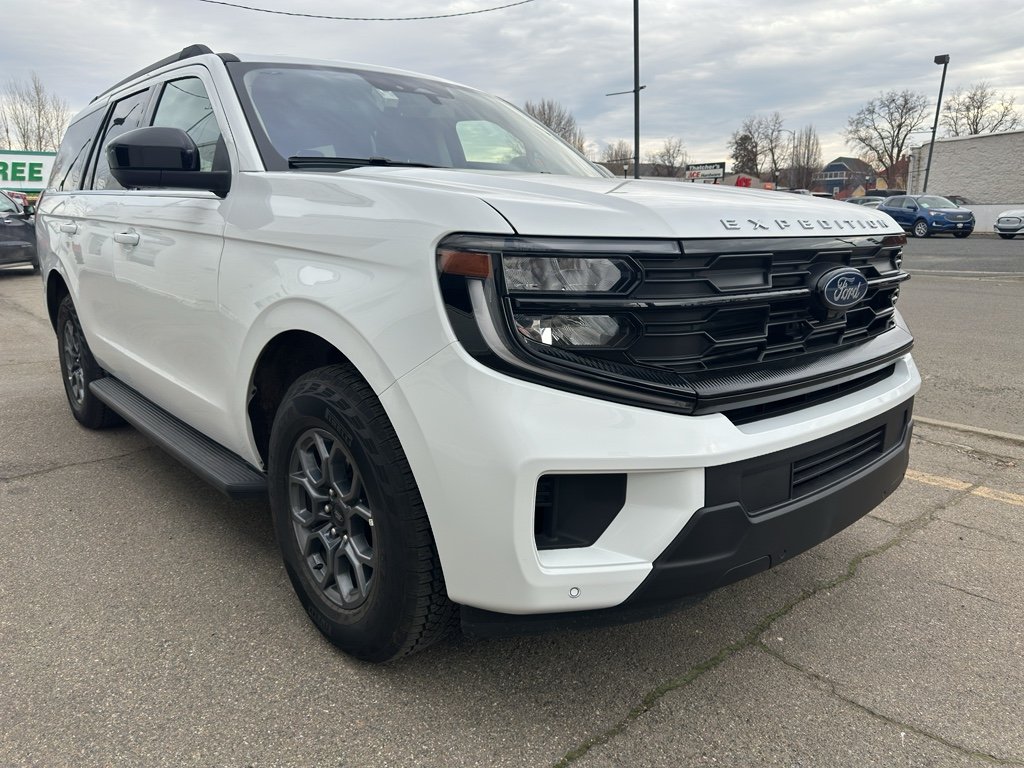 2025 Ford Expedition Active 4x4's photo