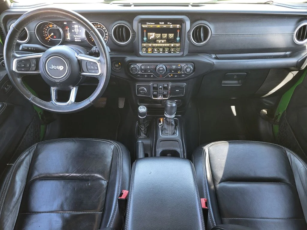 Used 2018 Mojito! Clearcoat Jeep Unlimited Sahara image 21