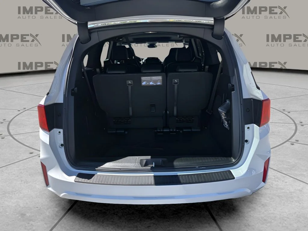 Used 2025 White Honda Sport-L image 30