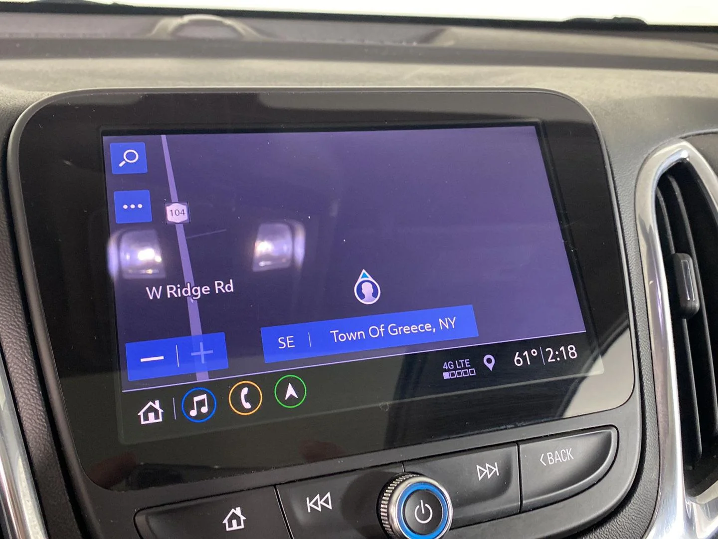 Used 2019 Iridescent Pearl Tricoat Chevrolet LT image 17