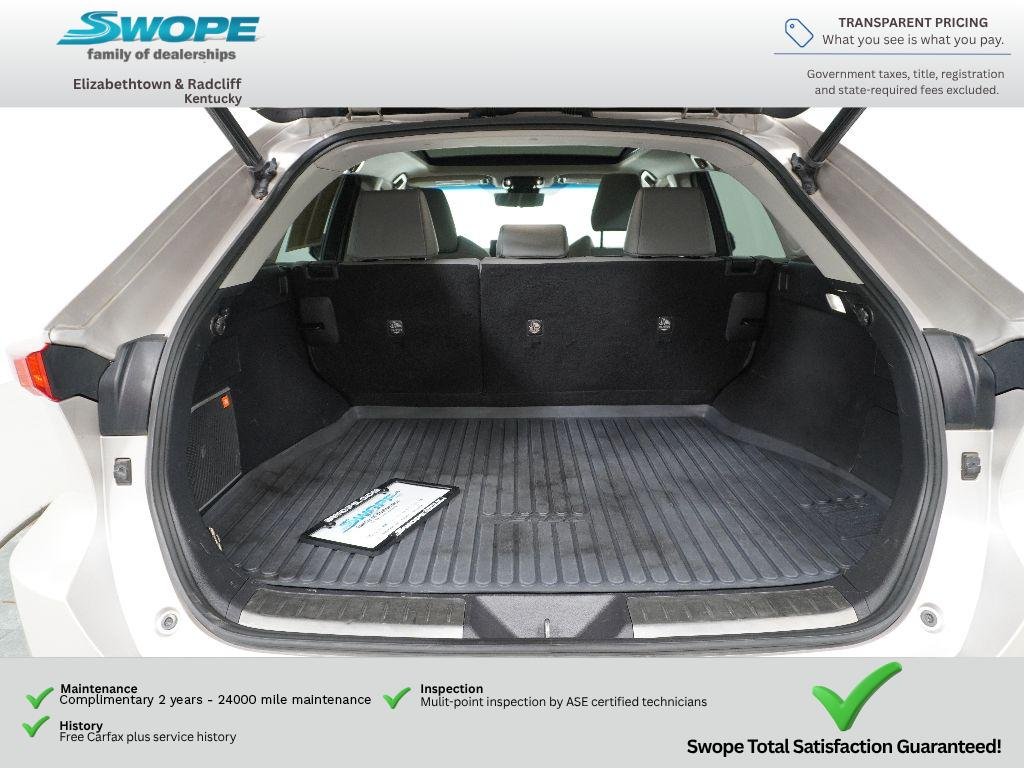 Used 2021 Titanium Glow Toyota Limited image 27