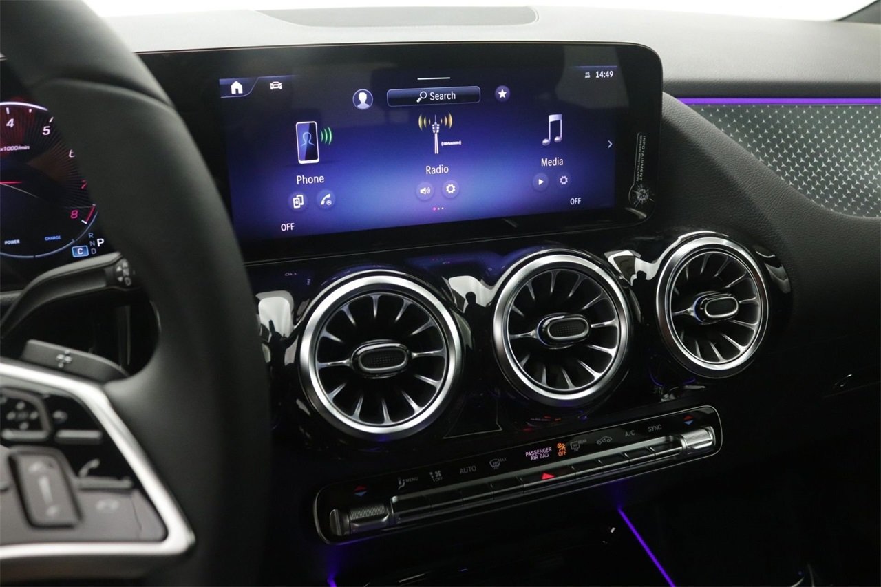 2026 Mercedes Benz GLA 250 photo 3