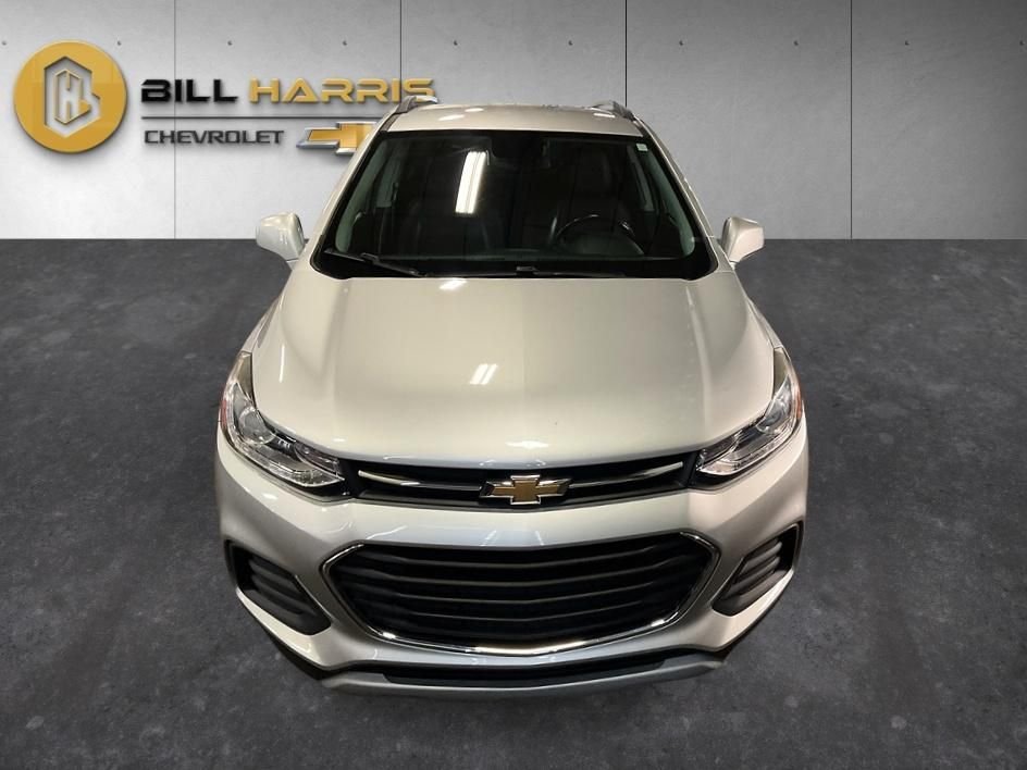 Used 2020 Silver Chevrolet LT image 8