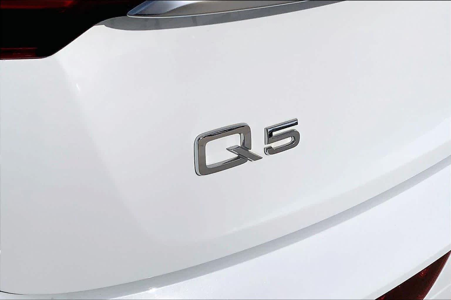 Used 2023 Glacier White Metallic Audi S line Premium Plus image 9
