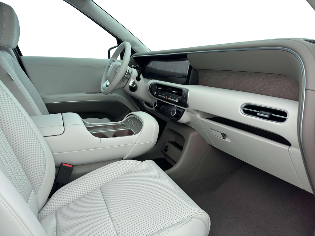 New 2026 Creamy White Pearl Hyundai SEL Premium image 15