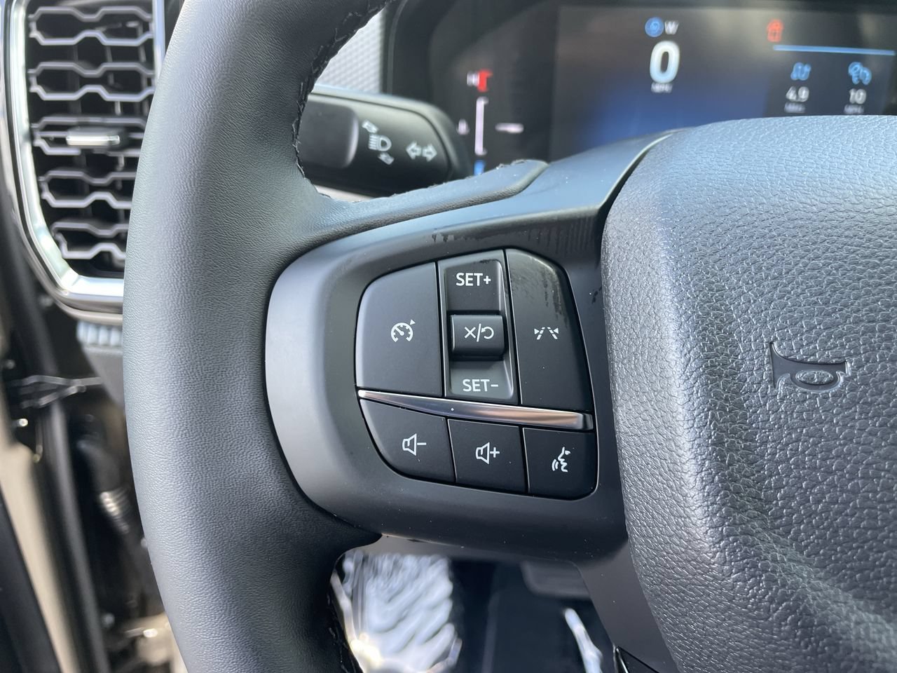 New 2026 Marsh Gray Ford XLT image 26