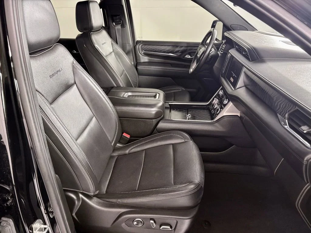 Used 2024 Onyx Black GMC Denali image 46