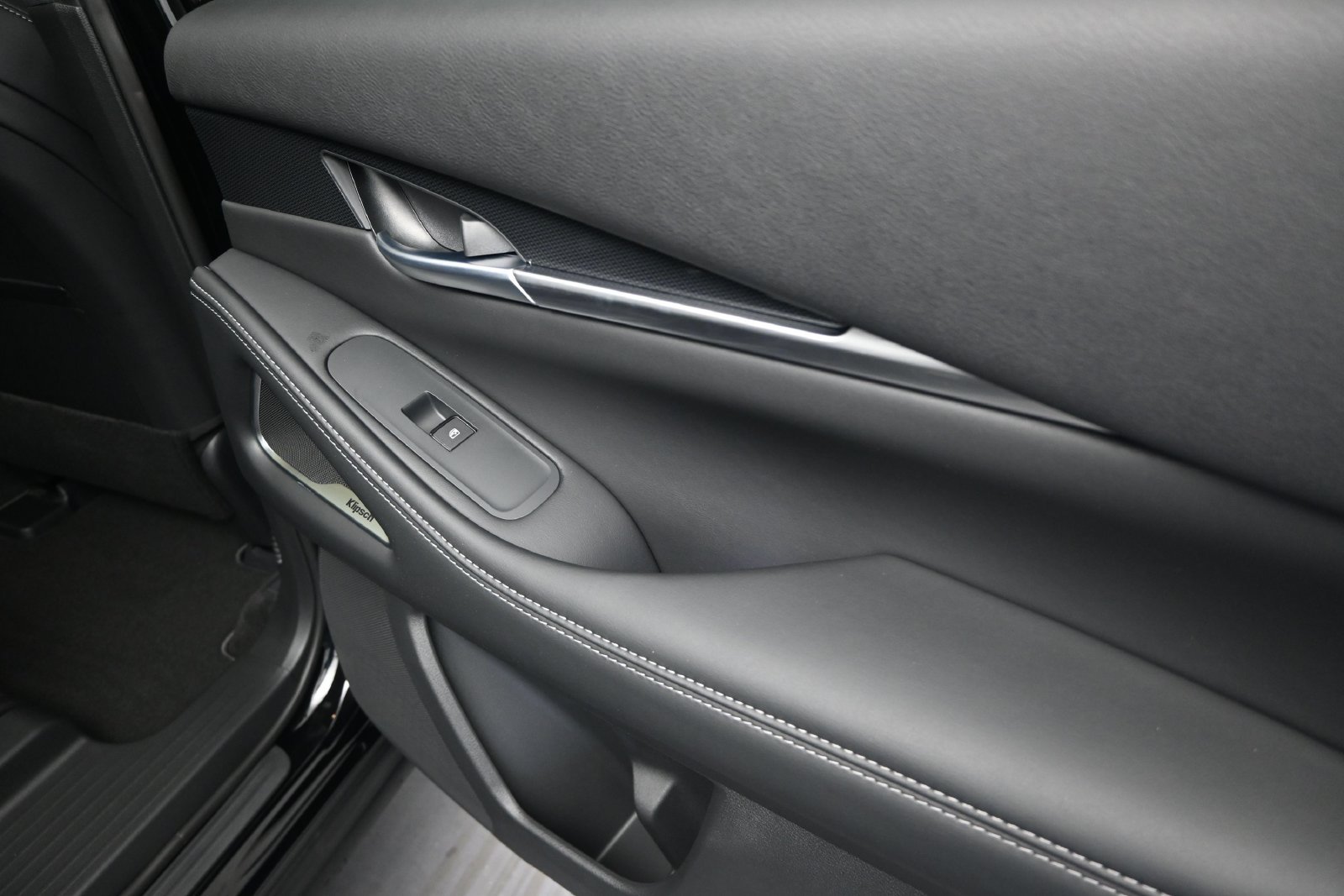 New 2027 MINERAL BLACK INFINITI Sport AWD image 21