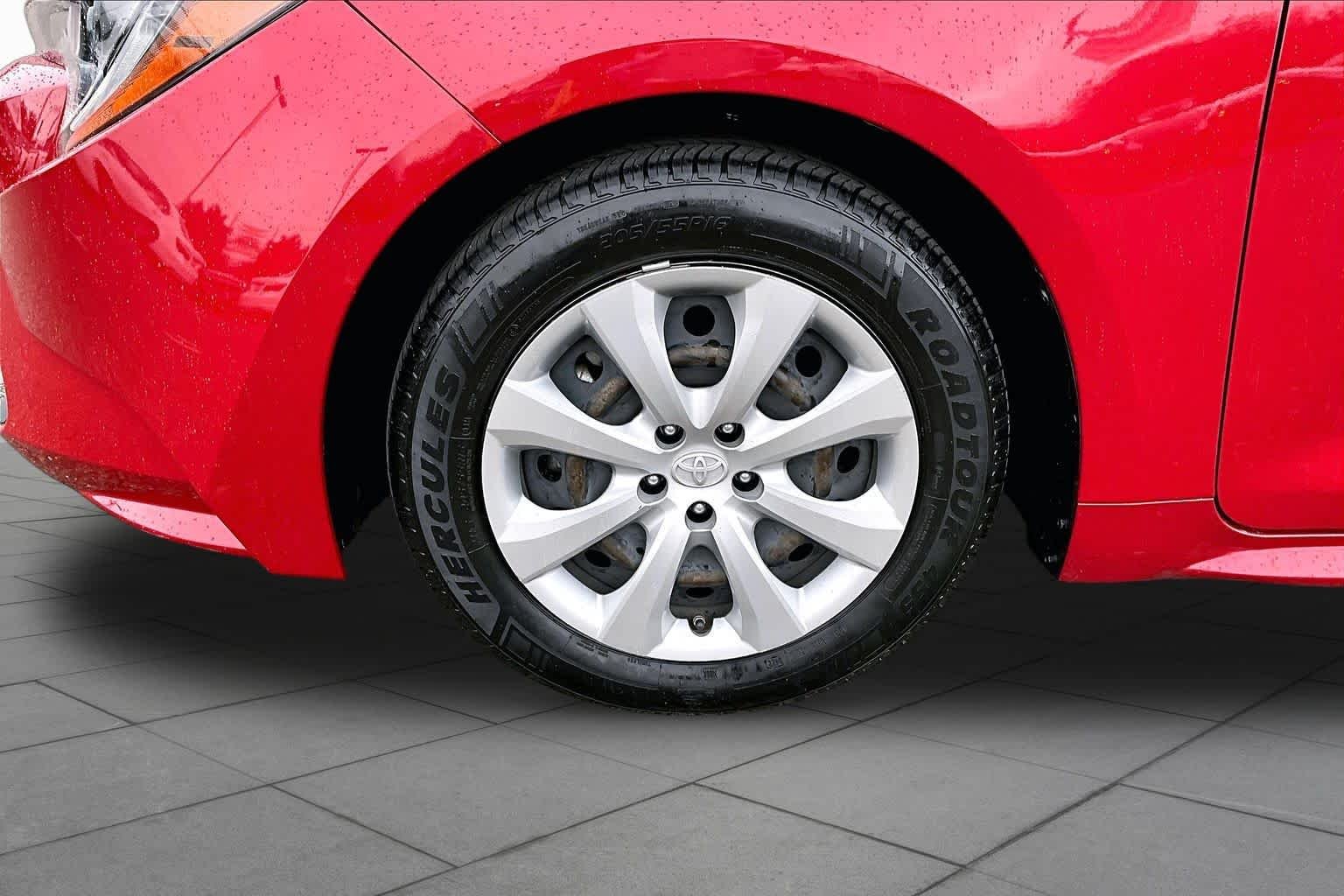 Used 2020 Barcelona Red Metallic Toyota LE image 10