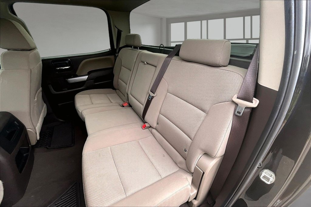 Used 2018 Black Chevrolet LT image 26