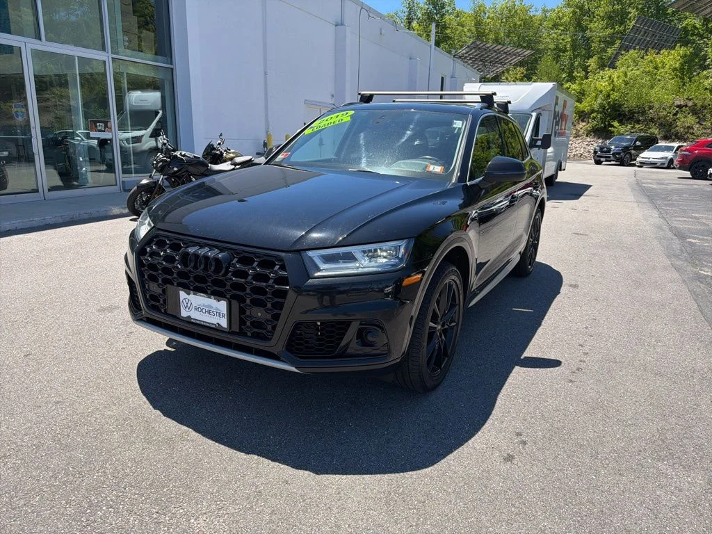 2019 Audi Q5 2.0T quattro S tronic Premium Plus's photo