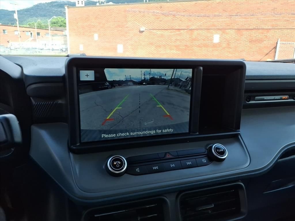 Used 2022 White Ford XL image 23