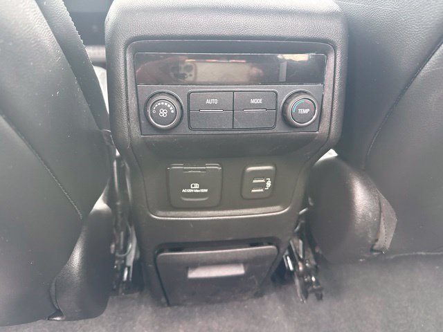Used 2018 IRIDIUM METALLIC GMC SLT image 21