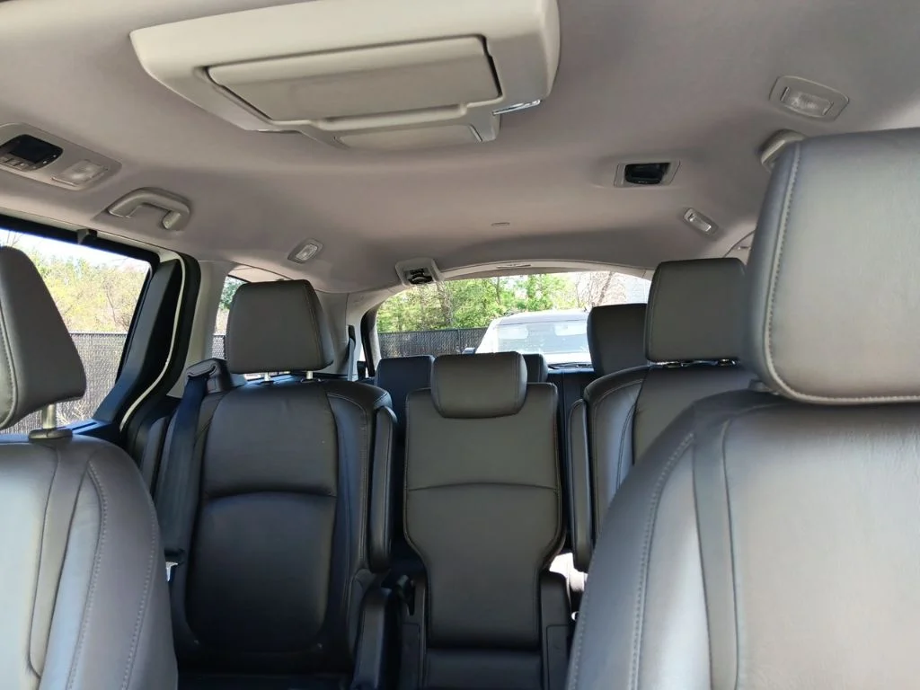 Used 2018 White Diamond Pearl Honda EX-L image 30