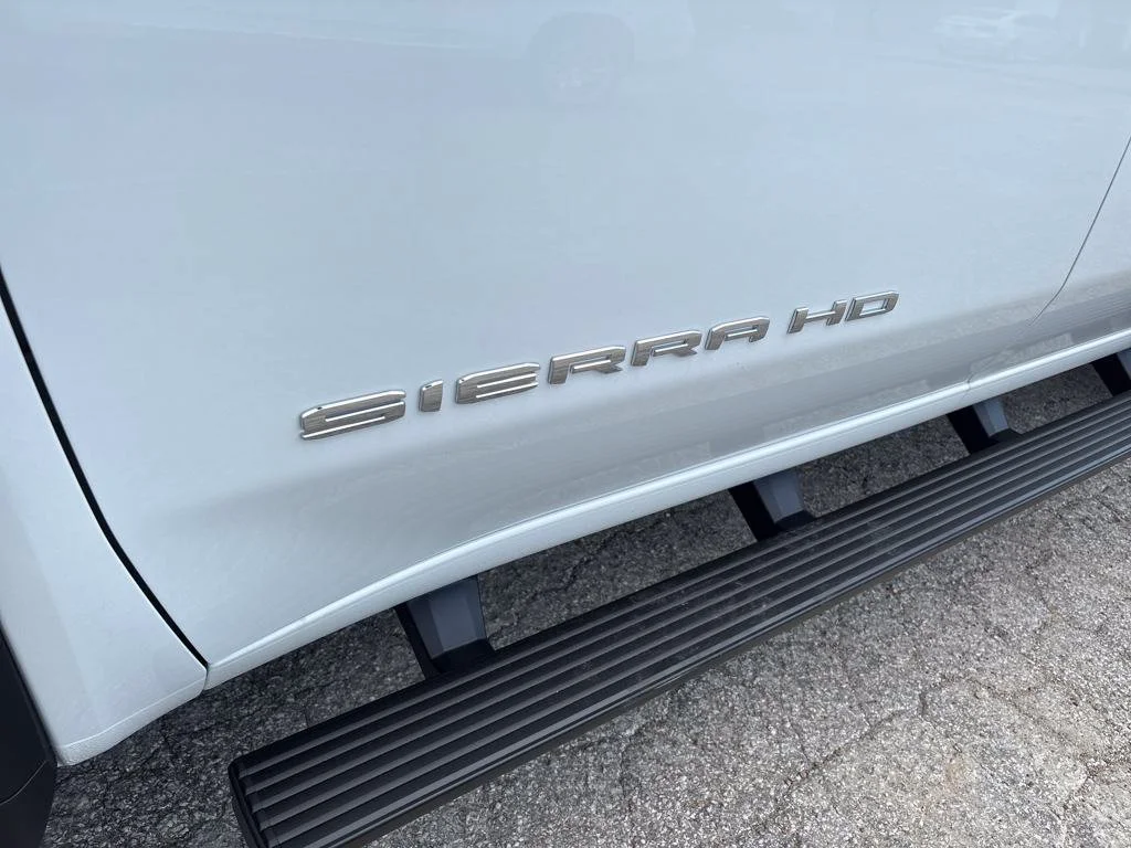 2025 GMC Sierra 2500HD Pro - Photo 13