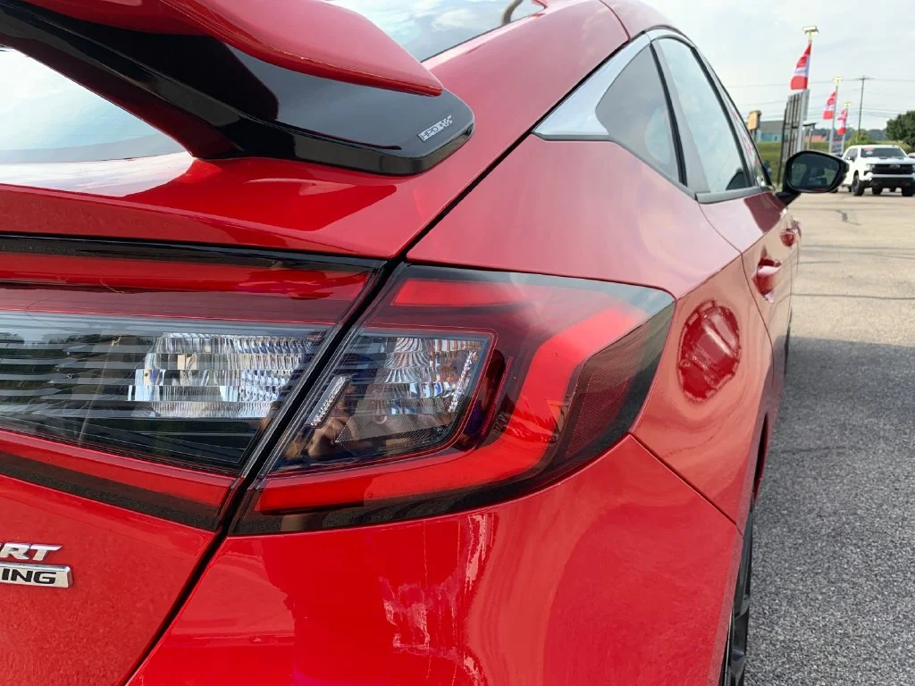 Used 2022 Red Honda Sport Touring image 35