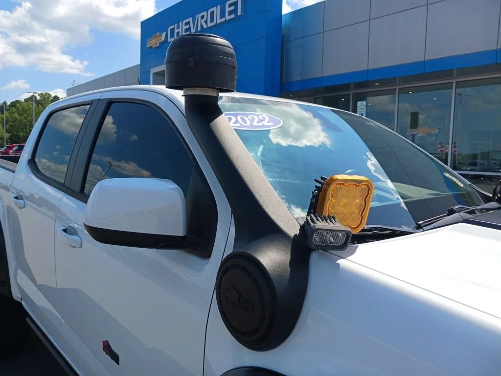 Used 2022 SUMMIT WHITE Chevrolet 4WD ZR2 image 11