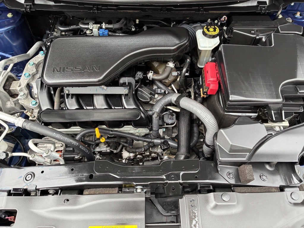 Used 2019 Blue Nissan S image 34
