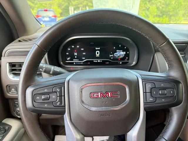 Used 2023 Blue GMC SLT image 17
