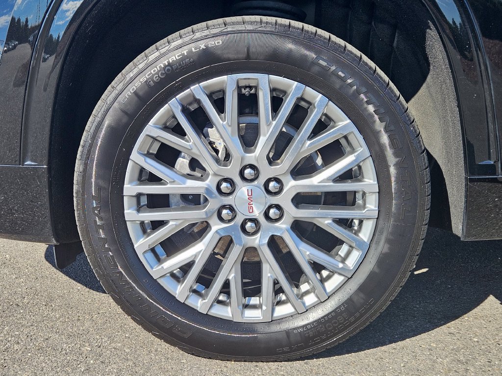 2025 GMC Acadia Denali - Photo 21