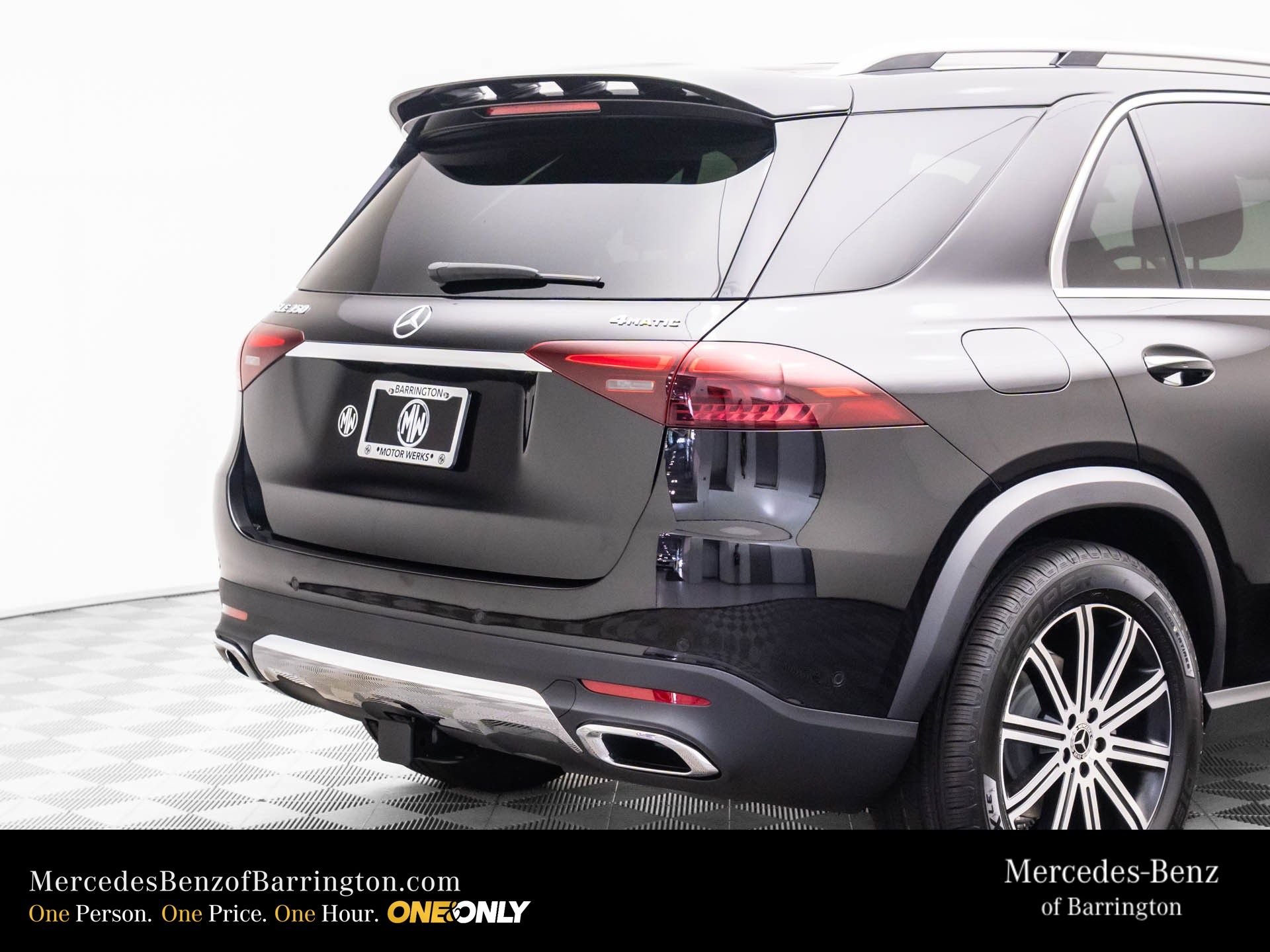 New 2026 Obsidian Black Metallic Mercedes-Benz GLE 350 image 35