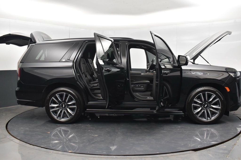 Used 2023 Black Cadillac Sport Platinum image 32