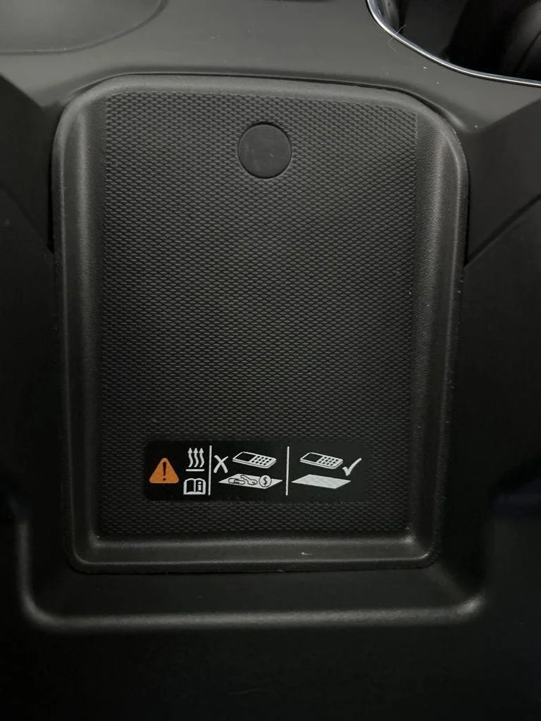 Used 2023 Titanium GMC Denali image 37