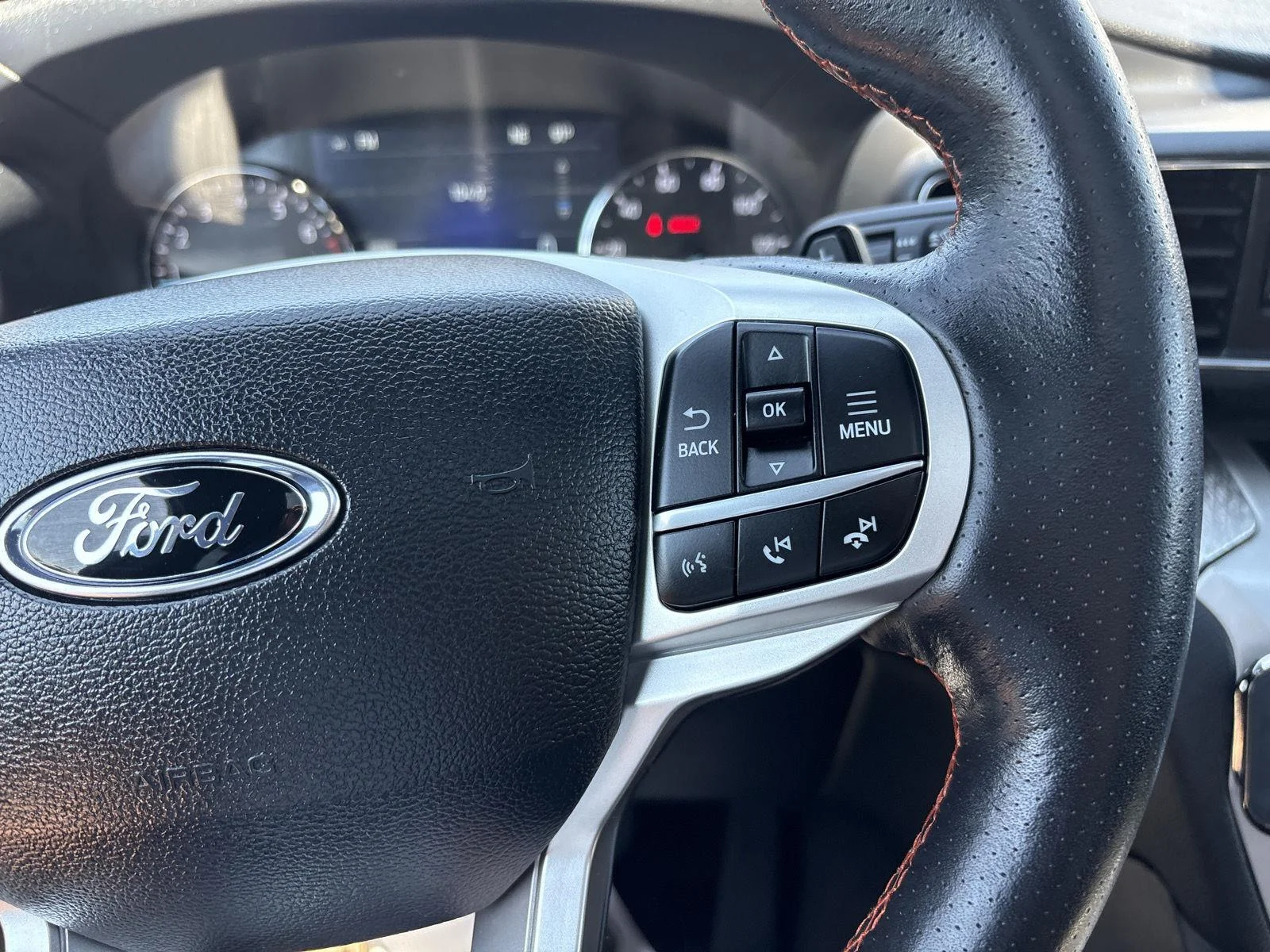 Used 2023 Agate Black Metallic Ford Timberline image 19