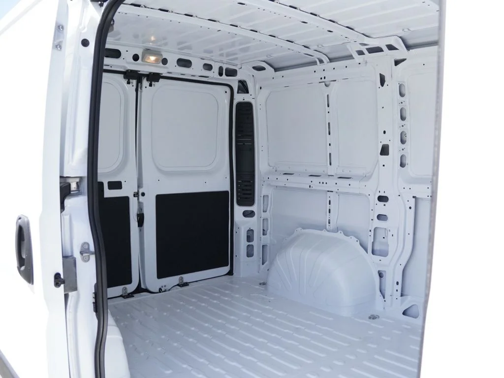 New 2026 Bright White Clear-Coat Exterior Paint RAM Low Roof image 30