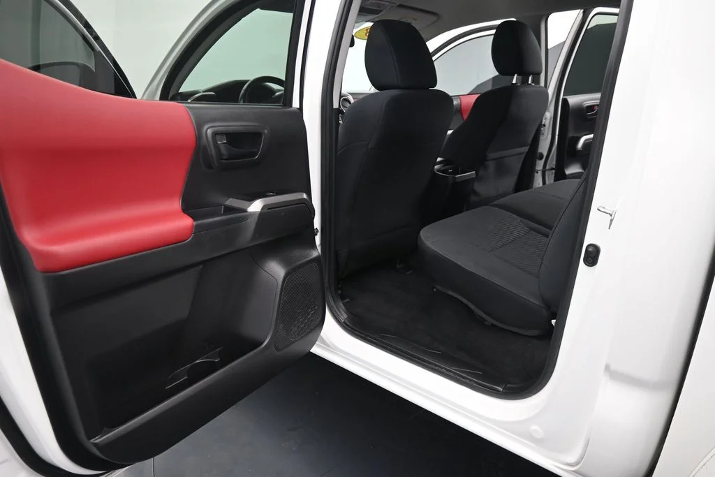 Used 2023 White Toyota SR5 image 15