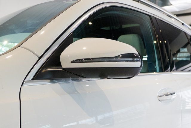 Used 2026 White Mercedes-Benz GLB 250 image 10