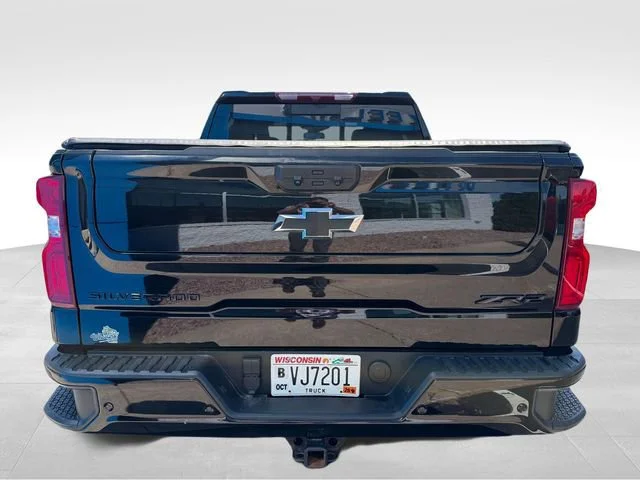 Used 2024 Black Chevrolet ZR2 image 4