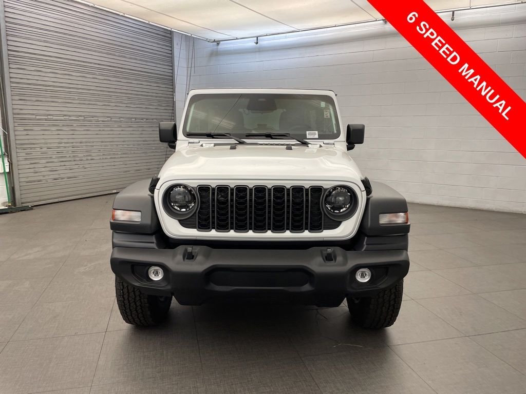 New 2026 Bright White Clear-Coat Exterior Paint Jeep Sport S image 6