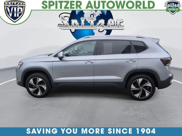 Used 2025  Volkswagen 1.5T SE image 6