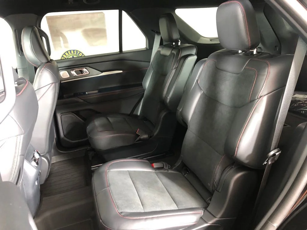 New 2026 Agate Black Metallic Ford ST image 12