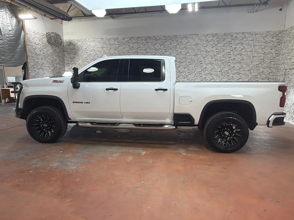 Used 2023 Summit White Chevrolet LTZ image 4