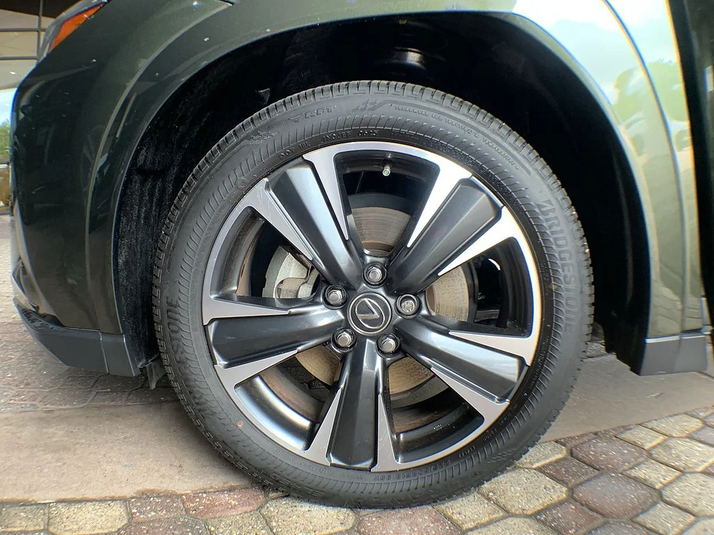 Certified Used 2025 NORI GREEN PEARL Lexus UX 300h Premium image 10