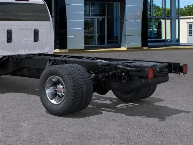 New 2026 Summit White GMC Pro image 14
