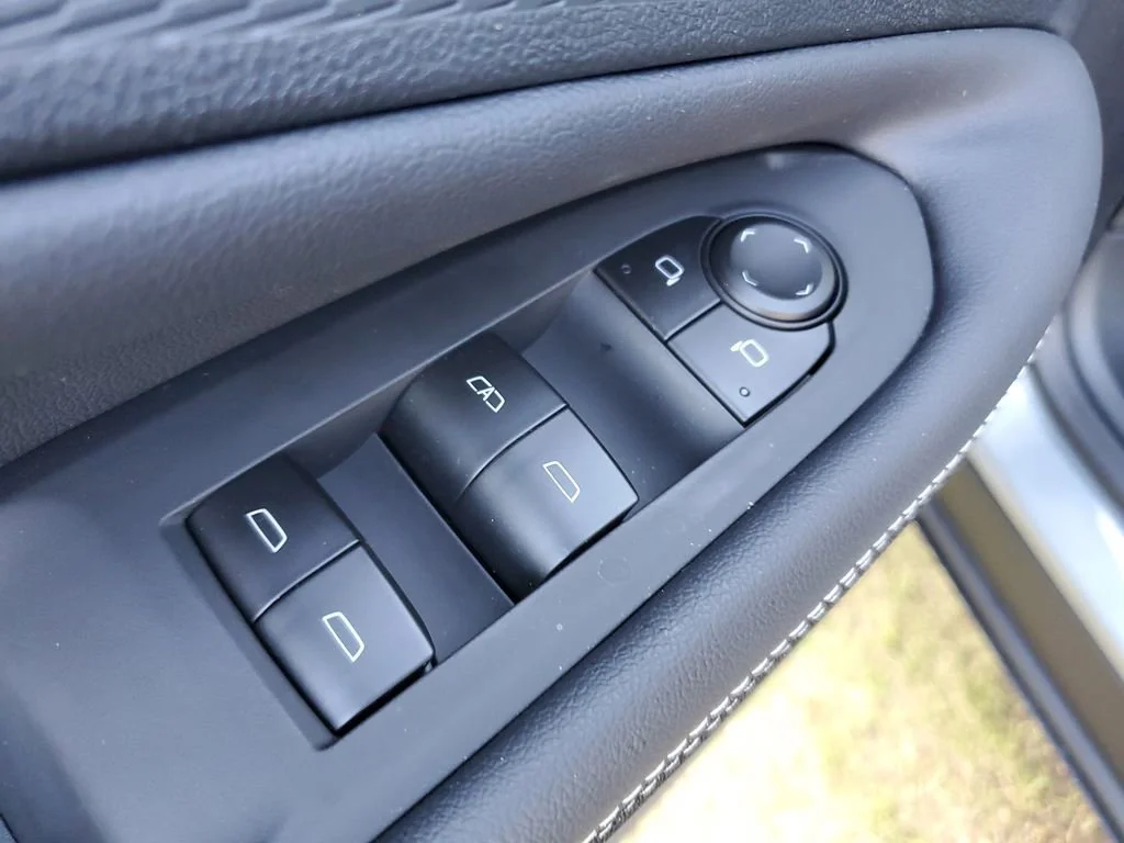 2026 Chevrolet Blazer EV LT - Photo 19