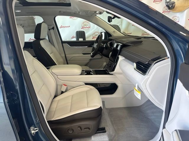 2026 GMC Acadia Denali - Photo 43