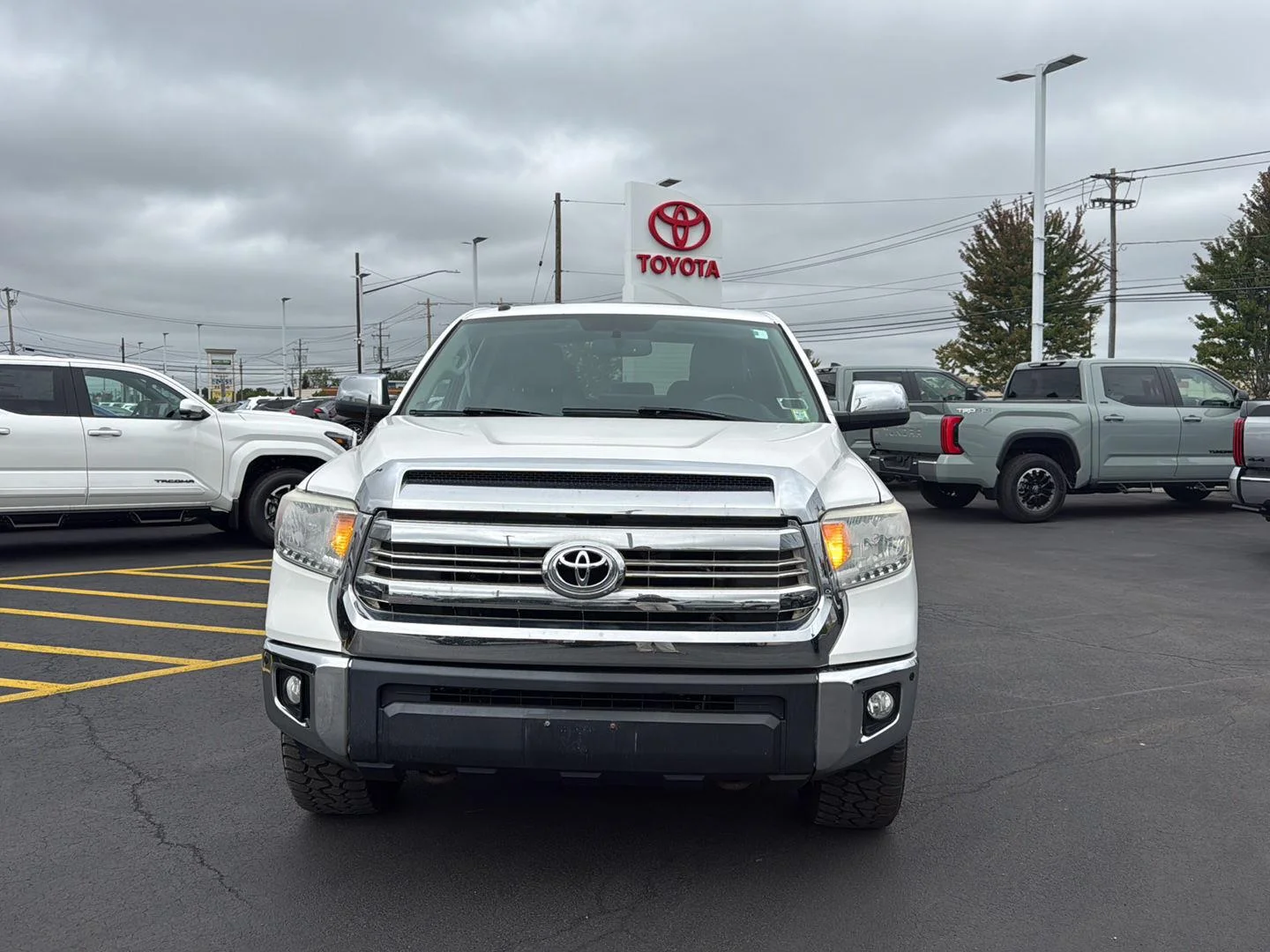 Used 2016 Super White Toyota LTD image 8