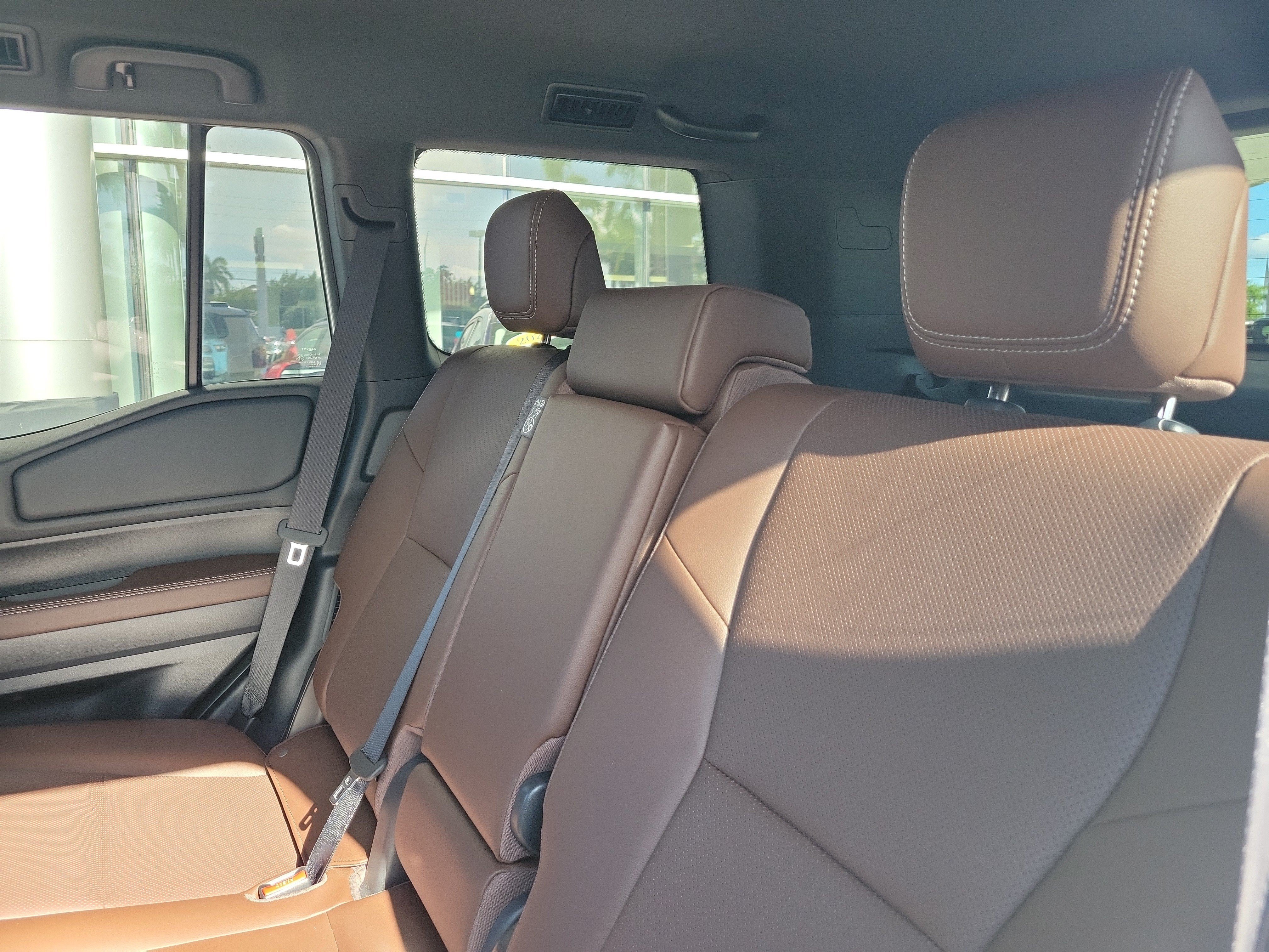 Used 2025 Pearl Toyota Base image 14